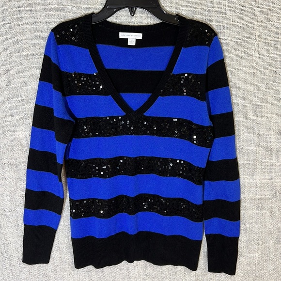 New York & Co. V neck sweater with sequins. - Picture 2 of 9